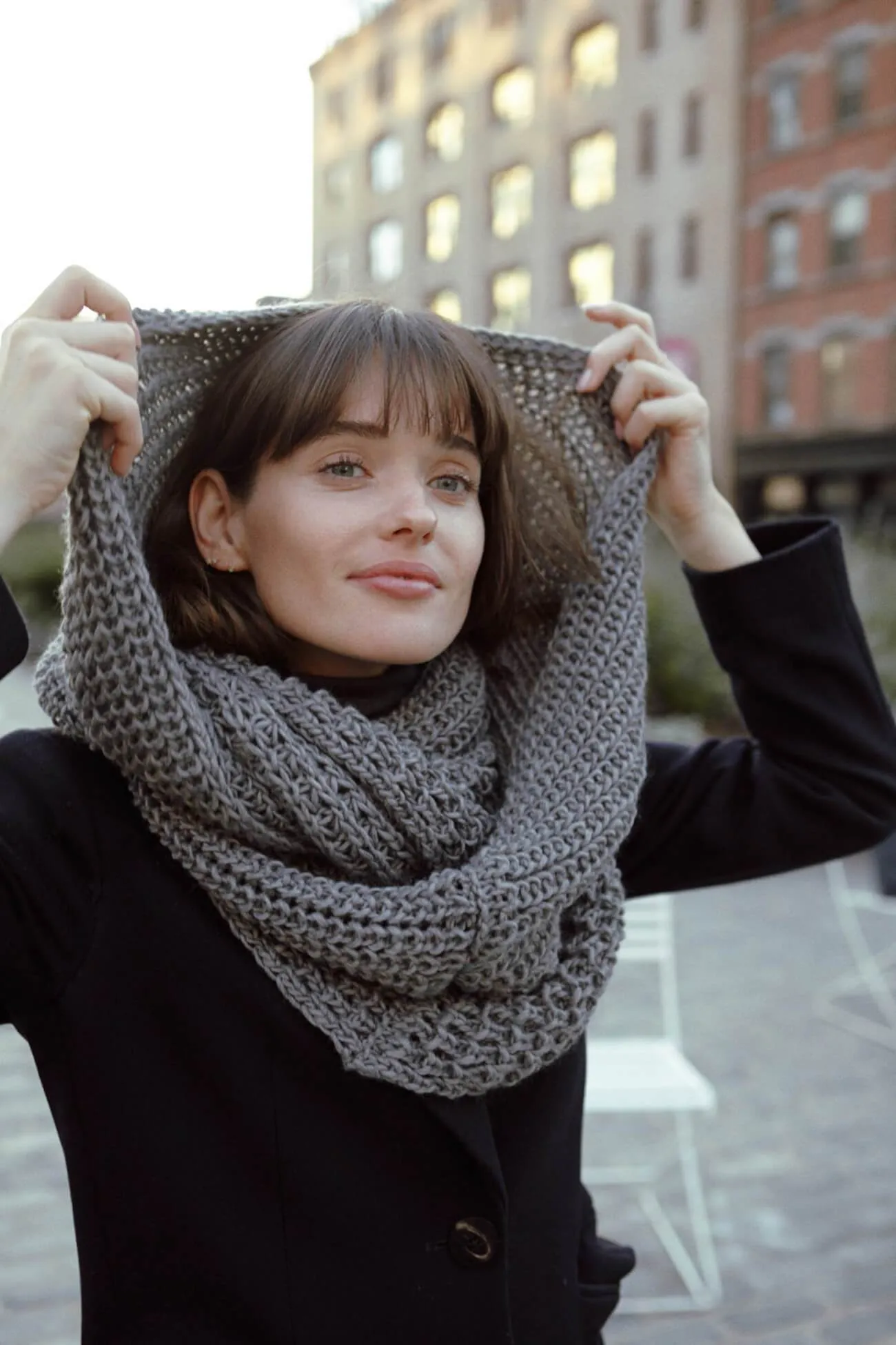 Stylish London-Themed Infinity Scarf - Unisex