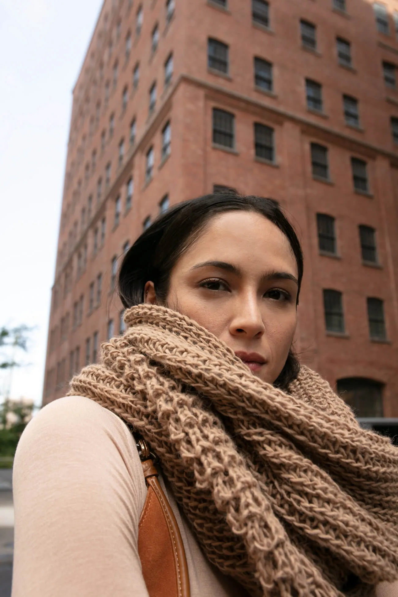 Stylish London-Themed Infinity Scarf - Unisex