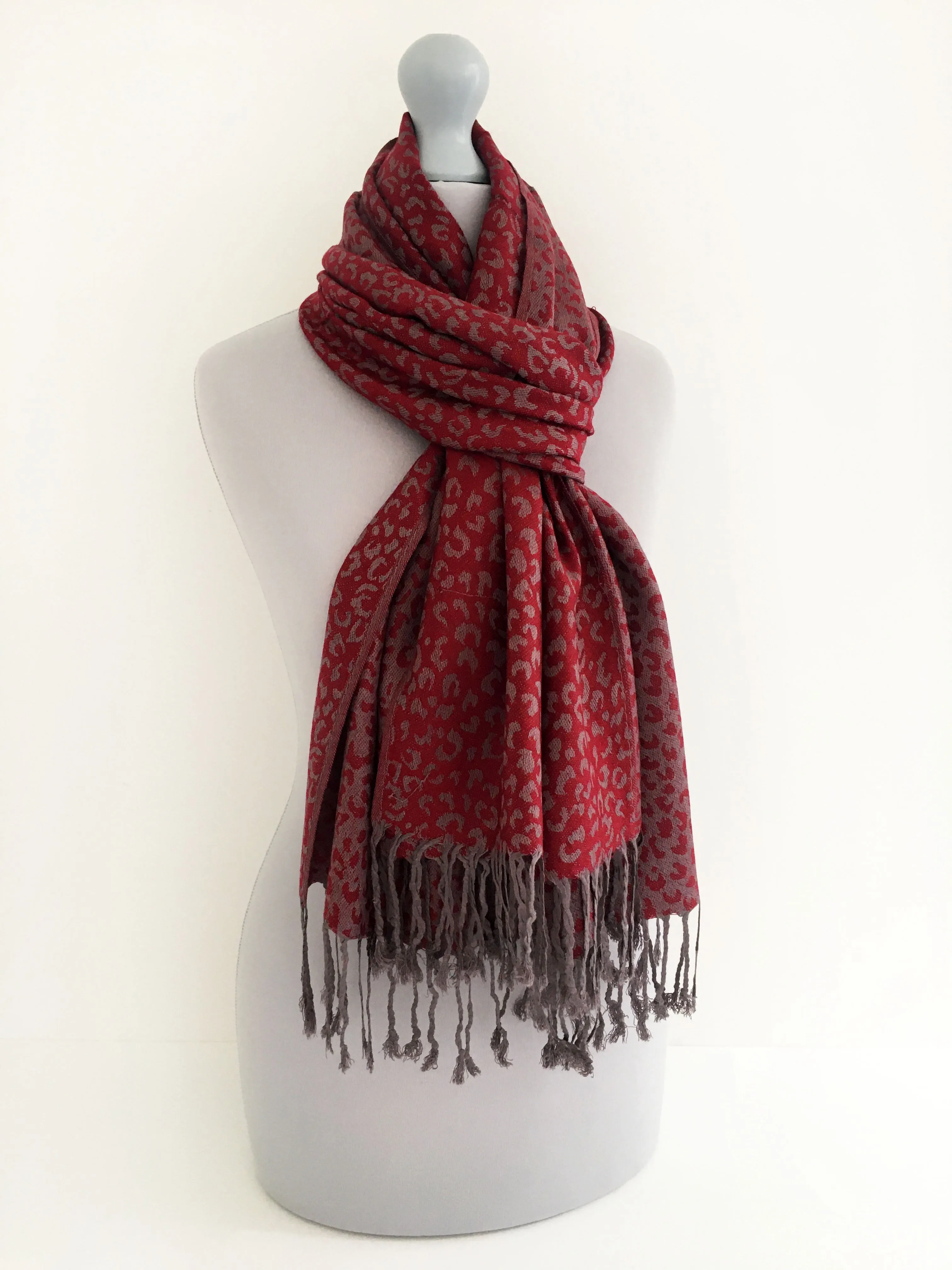 MAROON SMALL LEOPARD PRINT REVERSIBLE PASHMINA SHAWL SCARF