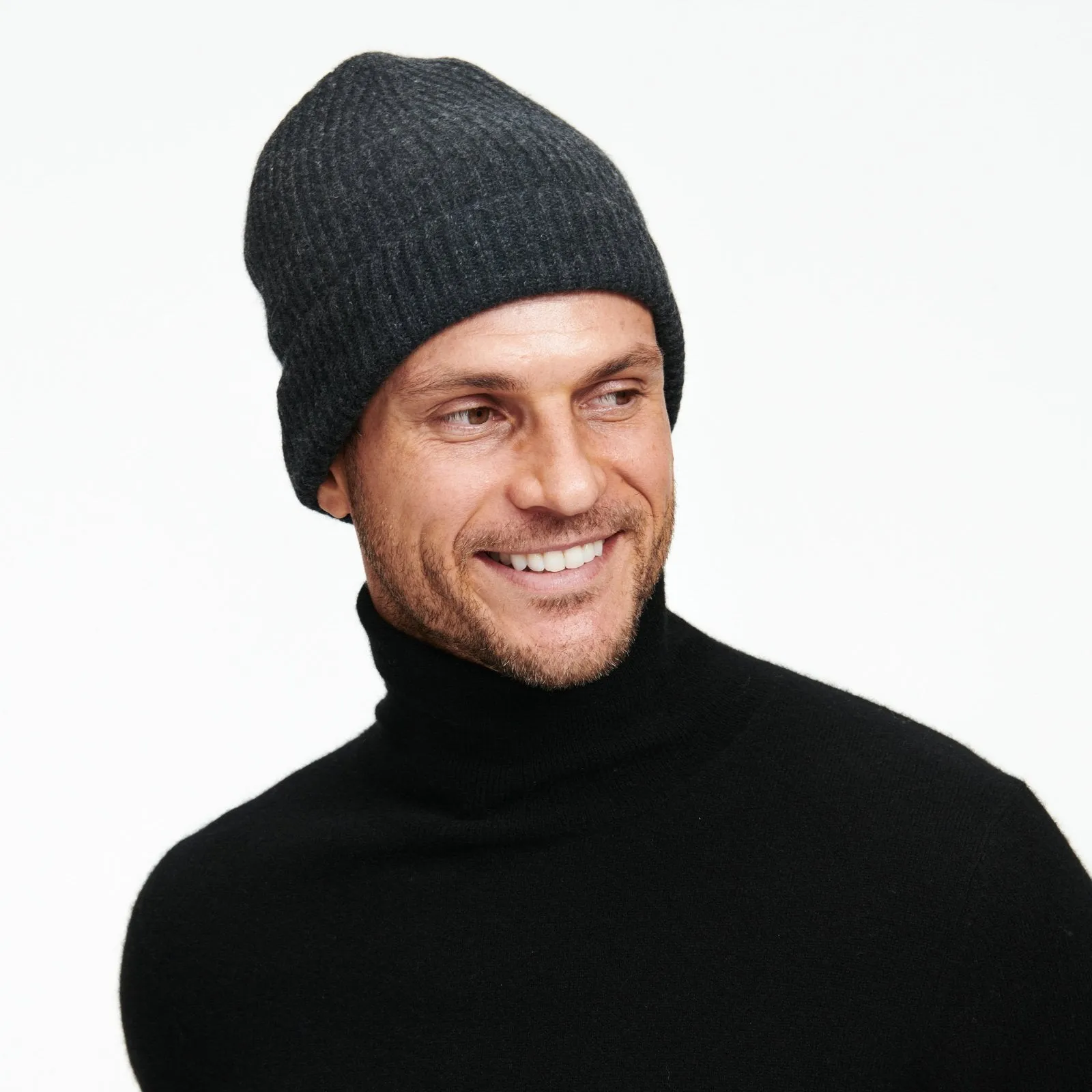 Signature Cashmere Ribbed Beanie