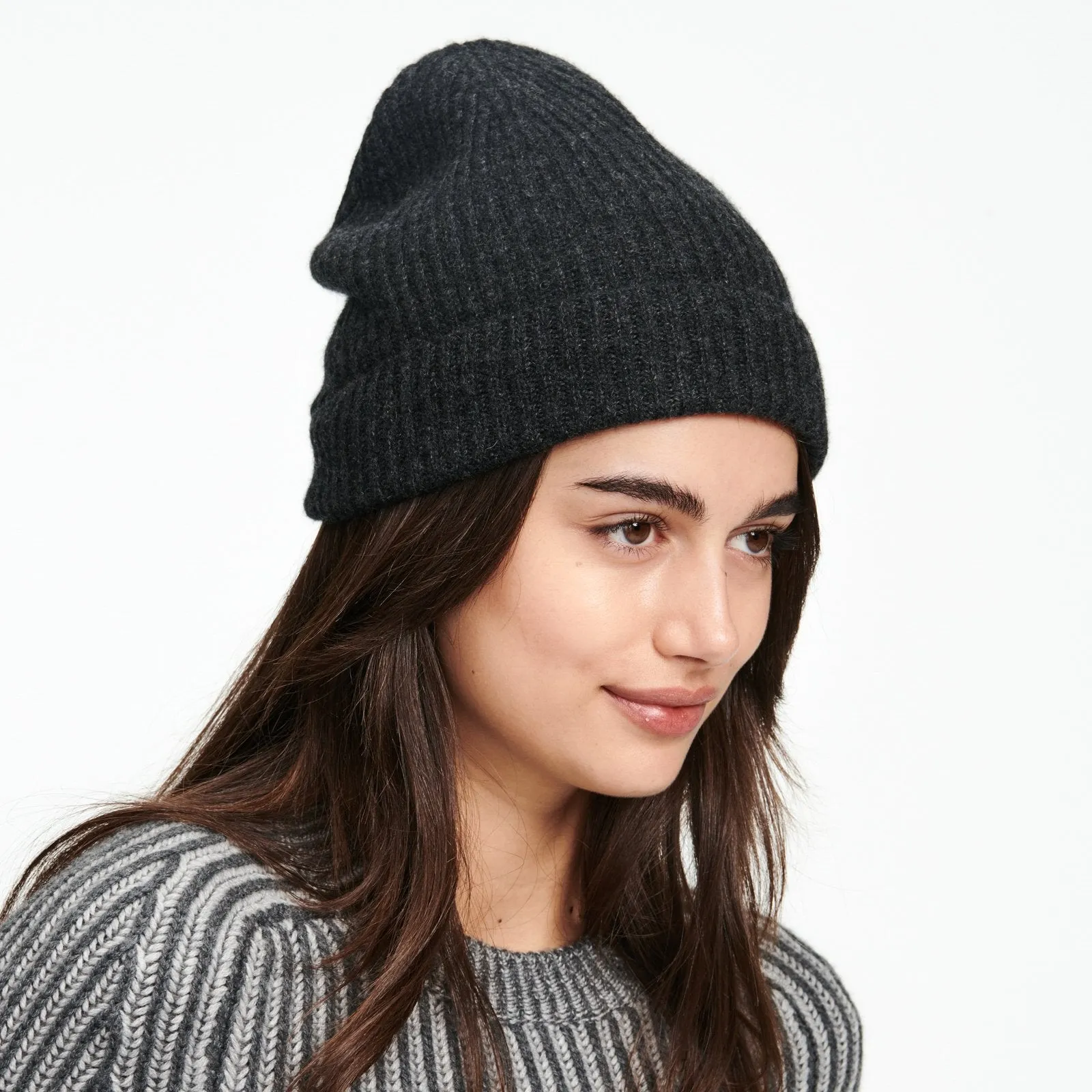 Signature Cashmere Ribbed Beanie