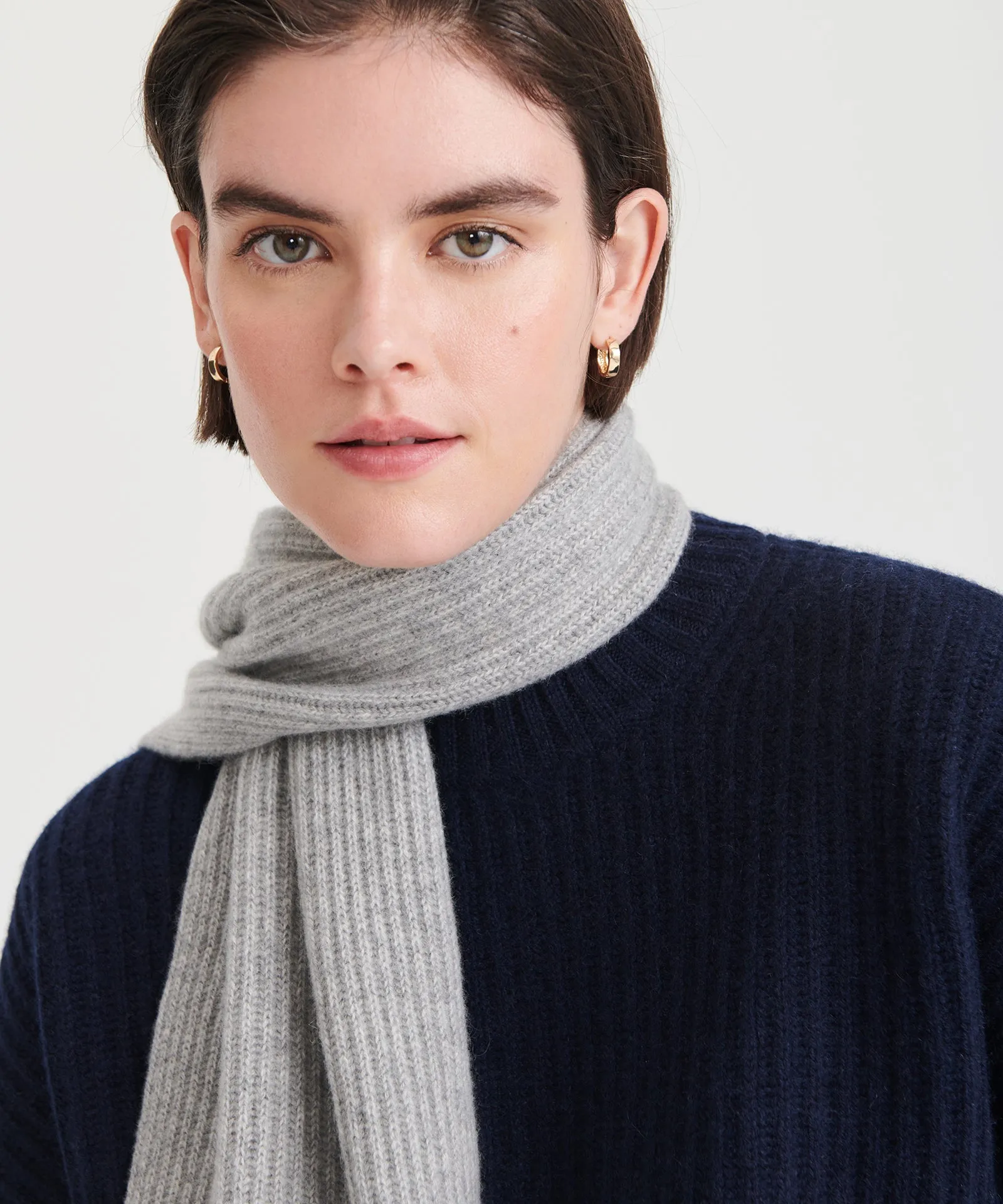 Signature Cashmere Ribbed Scarf