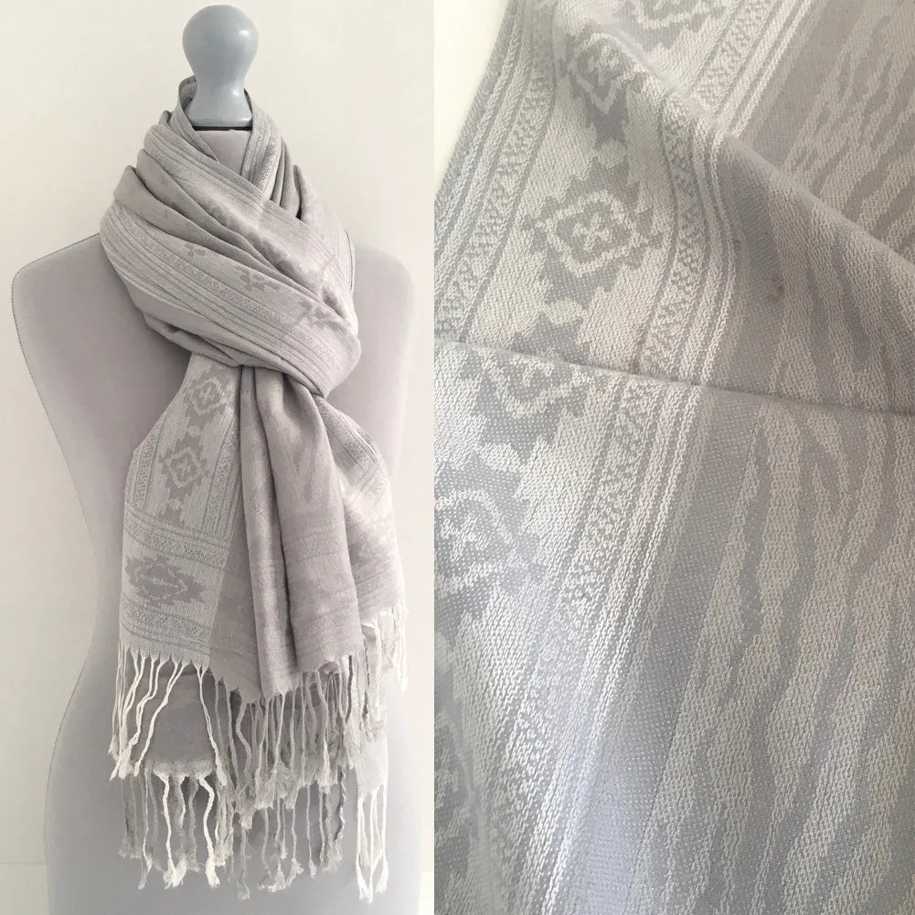 SILVER GREY ANIMAL PRINT REVERSIBLE PASHMINA SHAWL SCARF